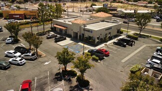 Plus de détails pour 2050 White Ln, Bakersfield, CA - Local commercial à vendre