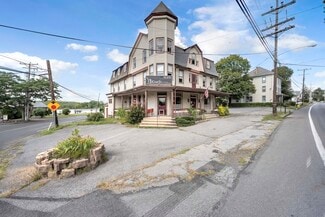 Plus de détails pour 5881 Sullivan Trl, Nazareth, PA - Local commercial à vendre