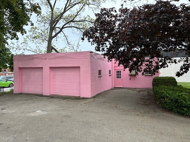 23 Elm Street, Grimsby, ON à louer - Photo de l’immeuble – Image 3 sur 14