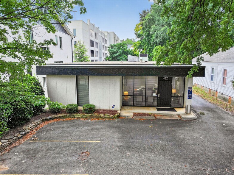 412 St Marys St, Raleigh, NC à vendre - Photo de l’immeuble – Image 1 sur 15