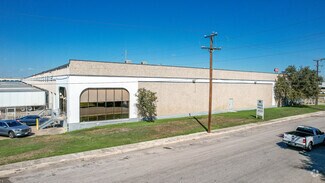 Plus de détails pour 5400-5410 Rittiman Plz, San Antonio, TX - Industriel/Logistique à louer
