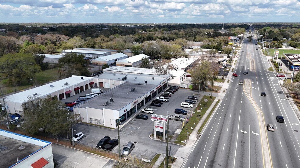 1652-1704 N Goldenrod Rd, Orlando, FL à vendre - Photo de l’immeuble – Image 2 sur 12