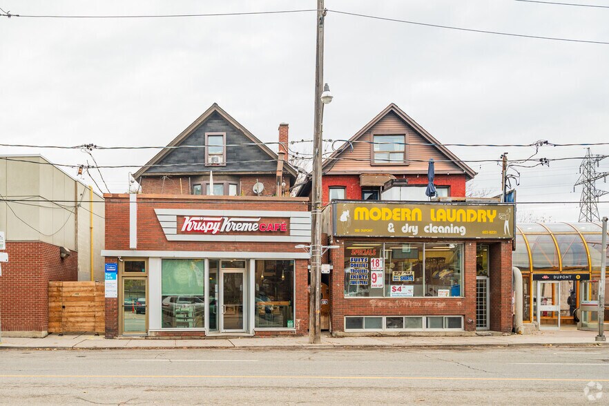 282 Dupont St, Toronto, ON à vendre - Photo de l’immeuble – Image 2 sur 5