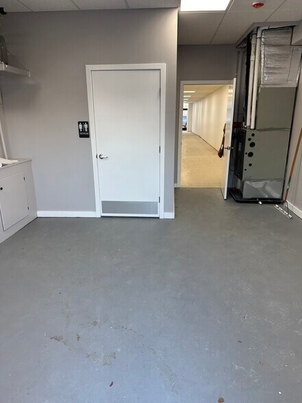 157 Westwood Ave, Westwood, NJ à louer - Photo intérieure – Image 3 sur 7