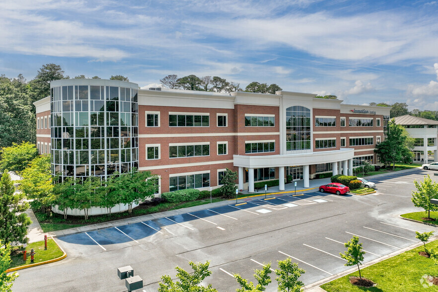 555 S Independence Blvd, Virginia Beach, VA à louer - Photo principale – Image 1 sur 30