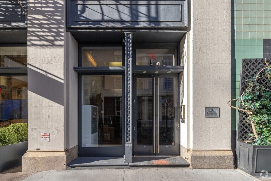 155-157 Wooster St, New York, NY à louer - Photo de l’immeuble – Image 3 sur 5