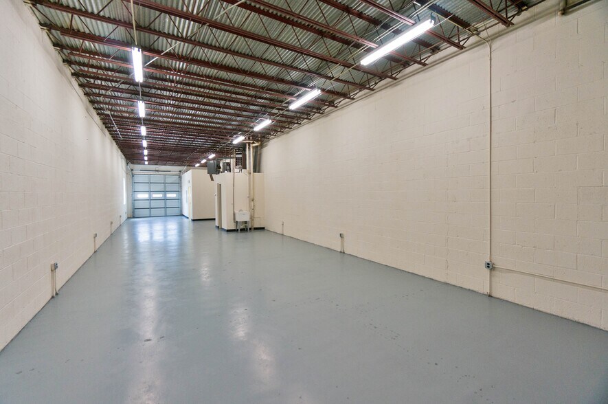 601-615 Lofstrand Ln, Rockville, MD à louer - Photo intérieure – Image 2 sur 14