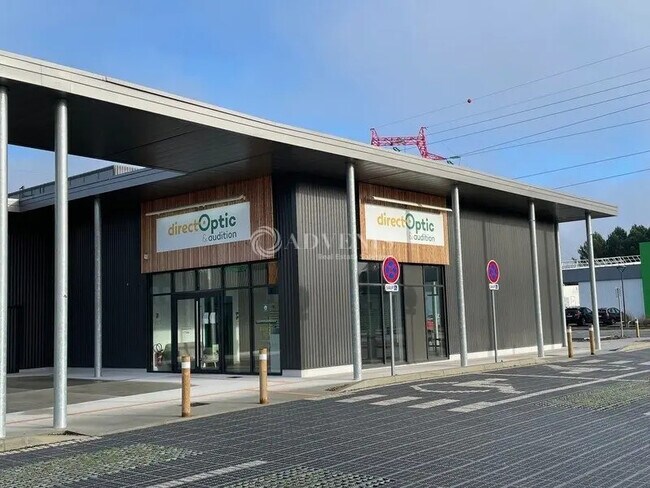 Plus de détails pour Local commercial à louer