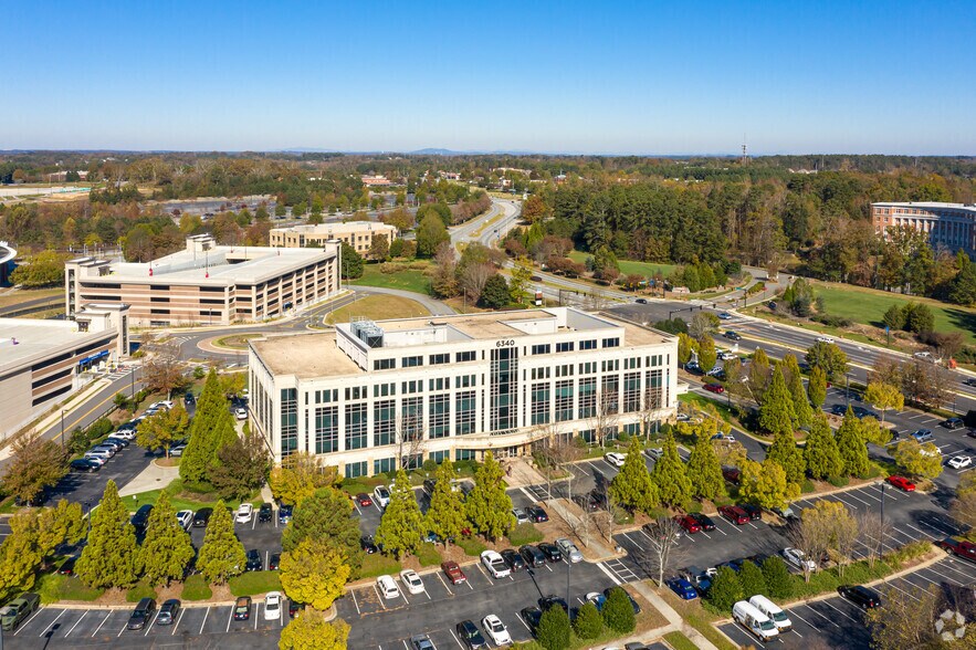 6340 Sugarloaf Pky, Duluth, GA à louer - Aérien – Image 2 sur 13
