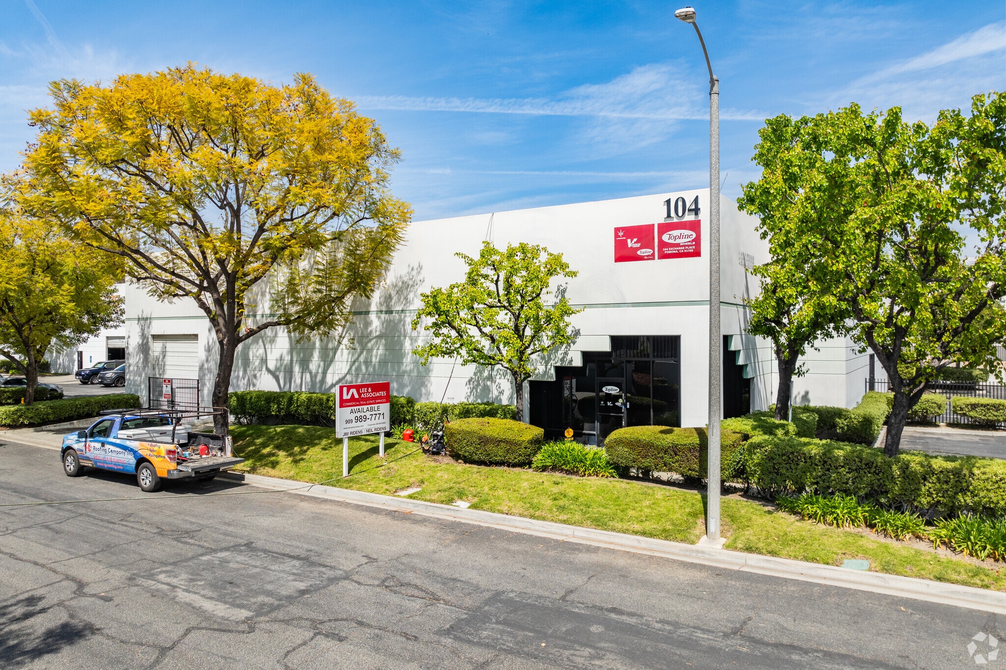 104 Exchange Pl, Pomona, CA à louer Photo principale– Image 1 sur 20