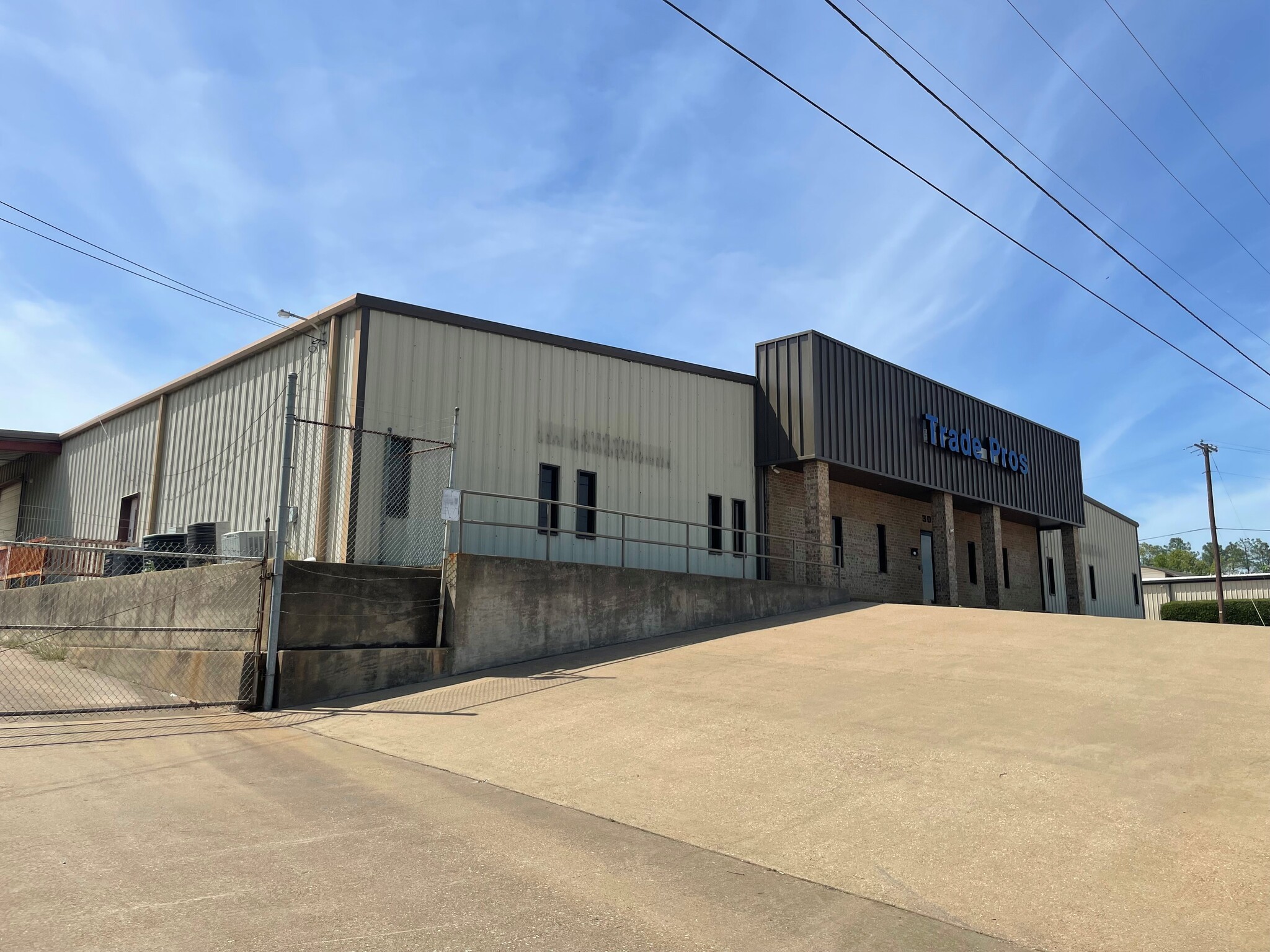 301 S Southeast Loop 323, Tyler, TX à louer Photo principale– Image 1 sur 15
