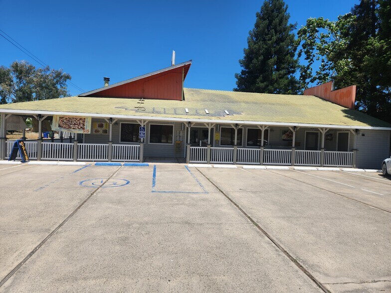 7998 W Highway 12, Wallace, CA à vendre - Photo de l’immeuble – Image 3 sur 5