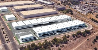 Plus de détails pour Calle De Cerceda, 36-48, Madrid - Industriel/Logistique à louer