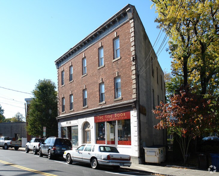 248 Mill St, Greenwich, CT à louer - Photo principale – Image 1 sur 2