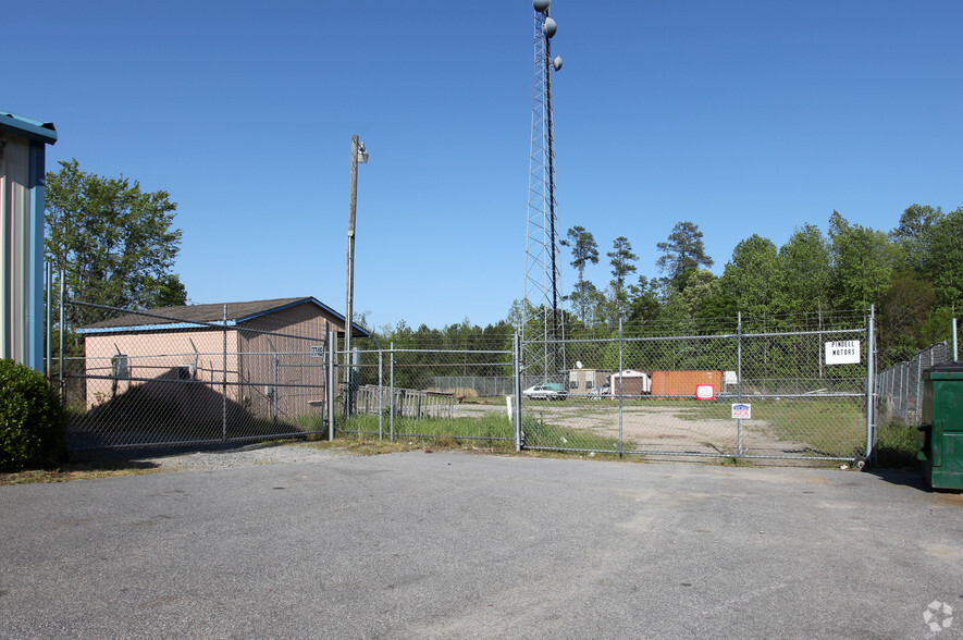 7746 Us-70 bus Hwy, Clayton, NC à vendre - Photo de l’immeuble – Image 3 sur 4