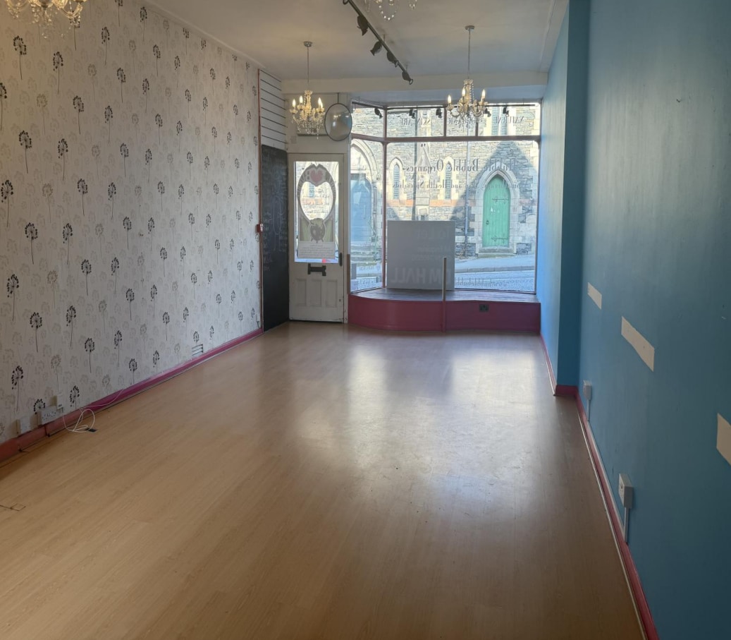 22 Lake Rd, Windermere à louer Photo intérieure– Image 1 sur 3