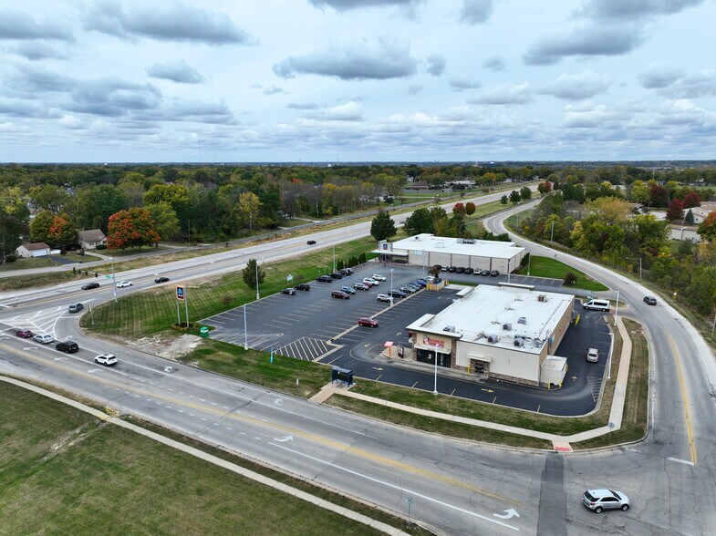 1210 18th St, Silvis, IL à louer - Photo de l’immeuble – Image 3 sur 6