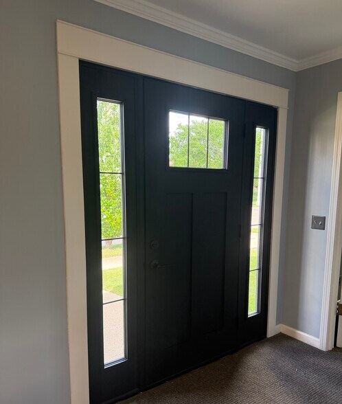 123 N Jackson St, Janesville, WI à vendre - Photo de l’immeuble – Image 2 sur 24