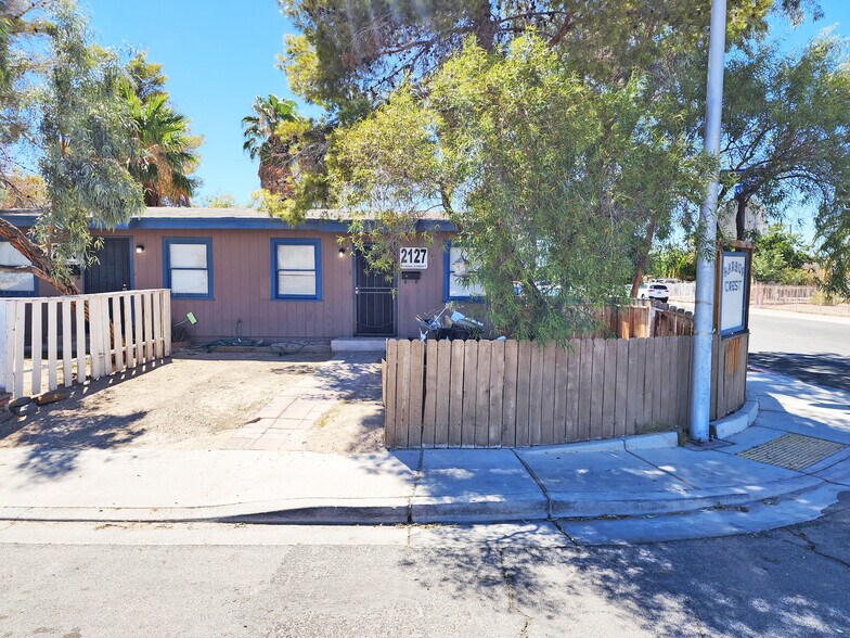 2117 Donna St, North Las Vegas, NV à vendre - Photo de l’immeuble – Image 3 sur 39
