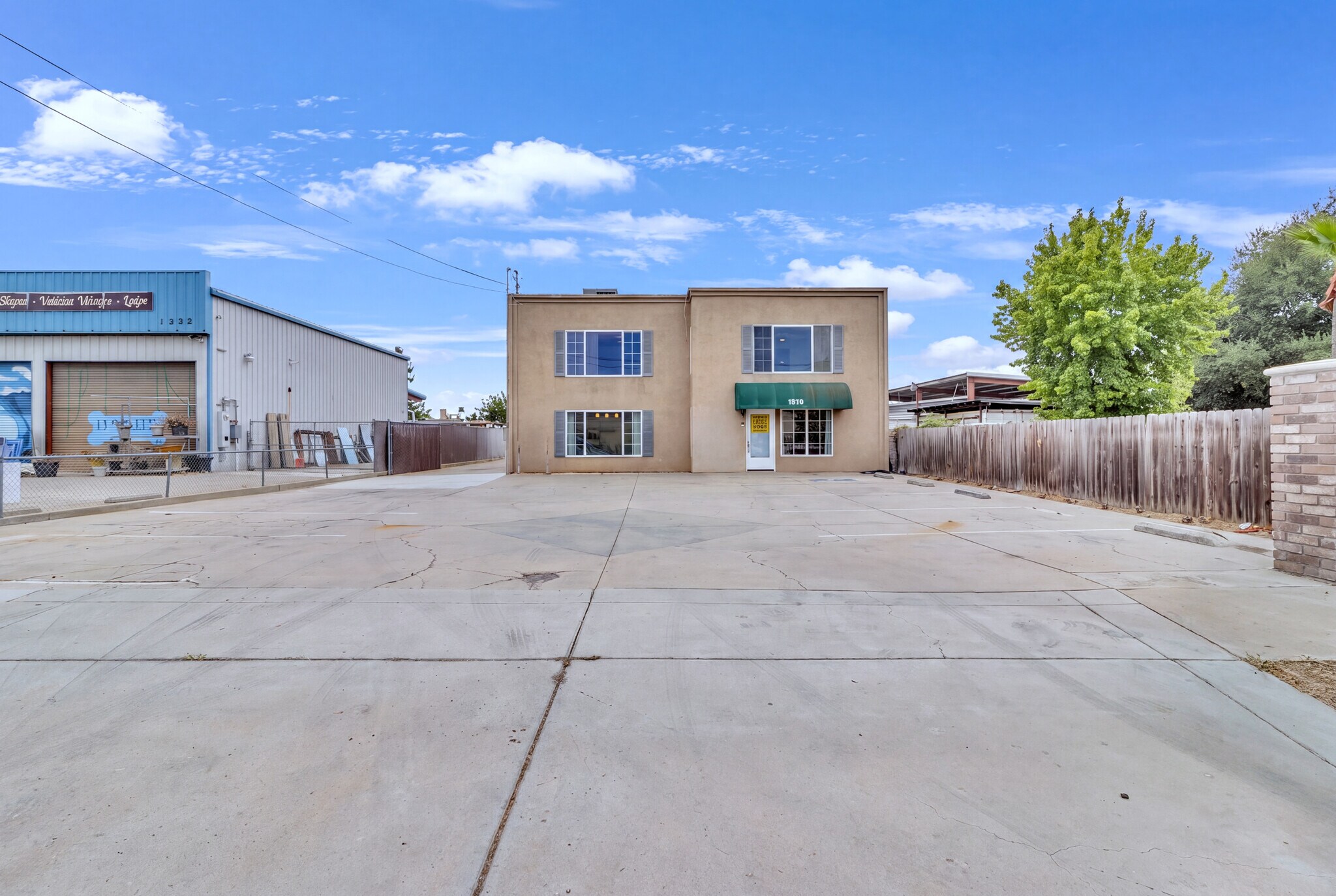 1338 D St, Ramona, CA à vendre Photo de l’immeuble– Image 1 sur 45