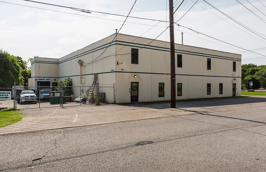 2154 Utopia Ave, Nashville, TN à louer Photo principale– Image 1 sur 3