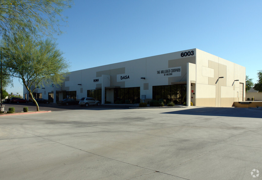 6003 S 40th St, Phoenix, AZ à louer - Photo de l’immeuble – Image 2 sur 6