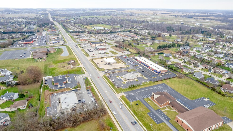 9930 Illinois Rd, Fort Wayne, IN à vendre - Photo de l’immeuble – Image 2 sur 6