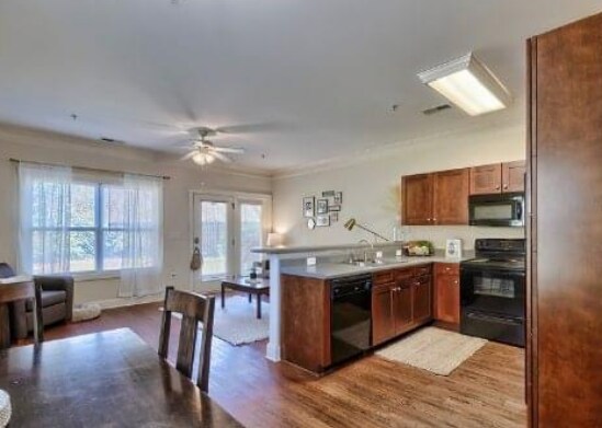 1929 Bluff Rd, Columbia, SC à vendre - Photo intérieure – Image 3 sur 5