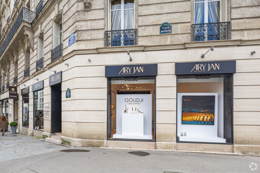 32 Avenue Marceau, Paris à louer - Photo de l’immeuble – Image 3 sur 4