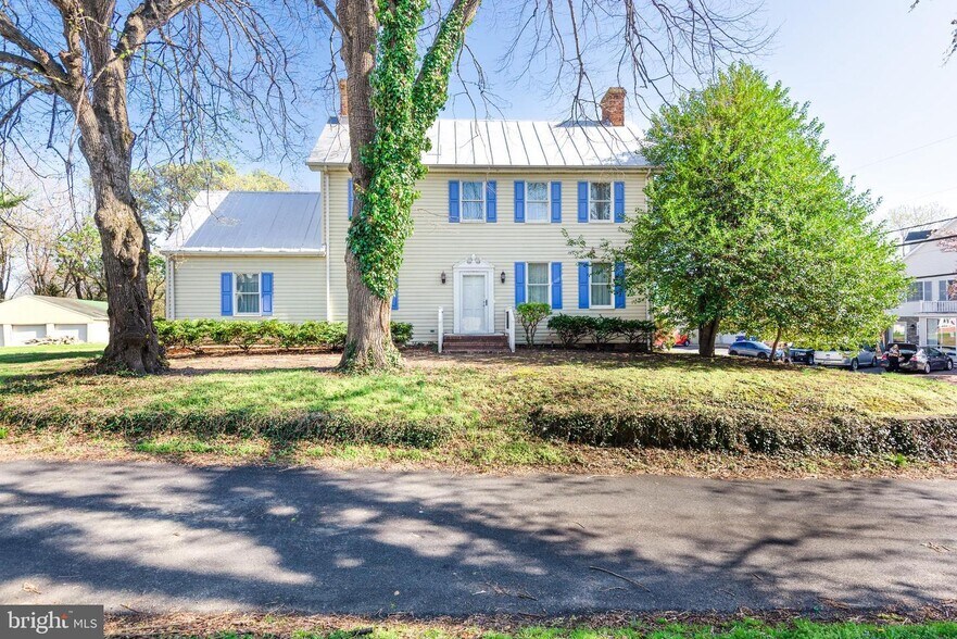 100 Wall St, Queenstown, MD à vendre - Photo de l’immeuble – Image 3 sur 8