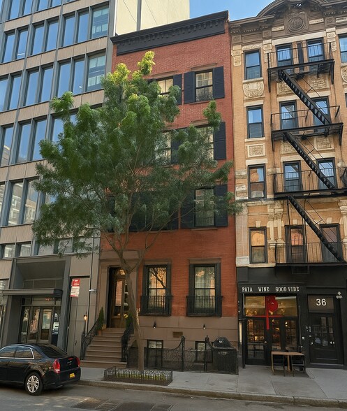 38 E Fourth St, New York, NY à vendre - Photo principale – Image 1 sur 4