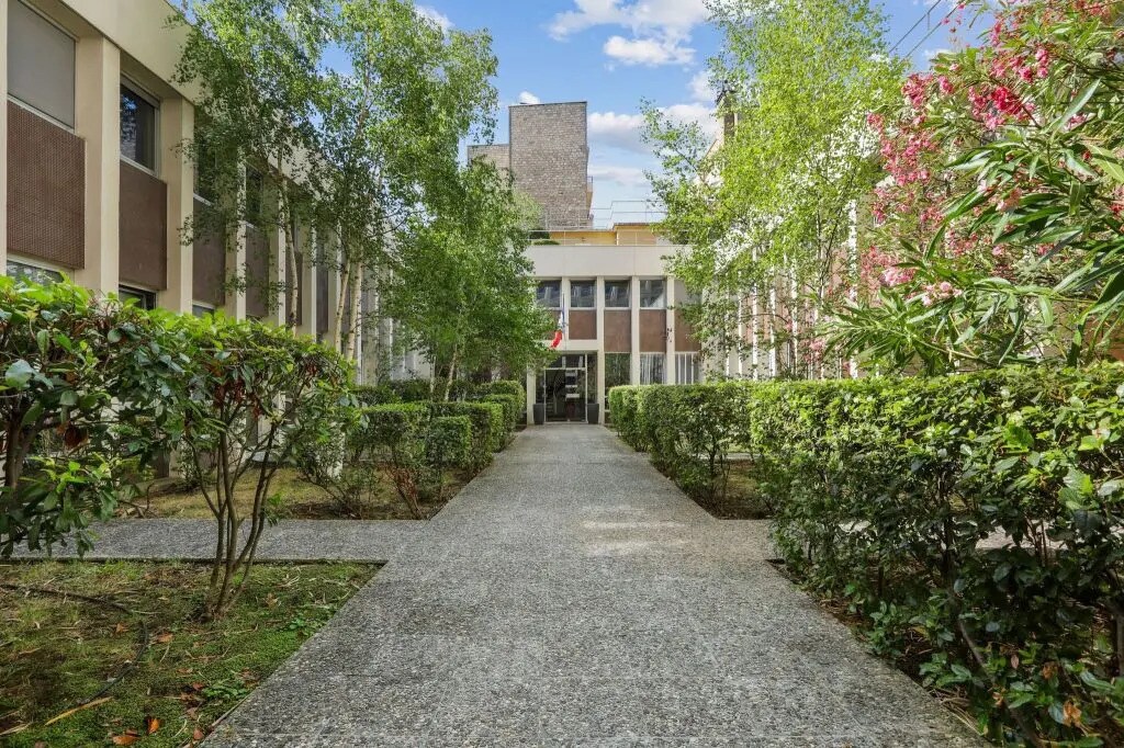 6-8 Rue Eugène Oudiné, Paris à louer Photo de l’immeuble– Image 1 sur 10