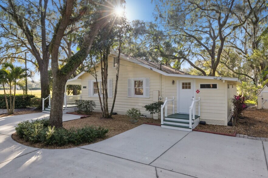 1106 Brick Rd, Winter Garden, FL à louer - Photo de l’immeuble – Image 2 sur 20