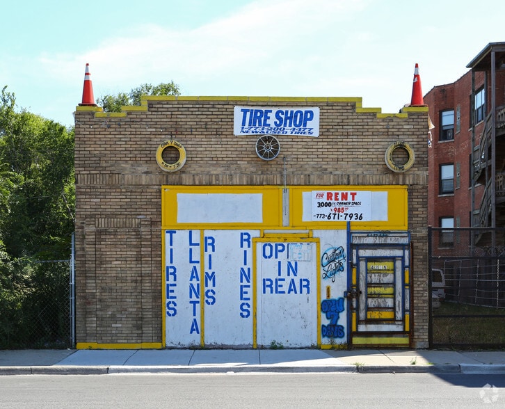 4315 W Roosevelt Rd, Chicago, IL à louer - Photo de l’immeuble – Image 2 sur 3
