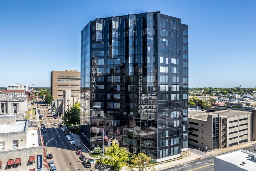 200 Jefferson Ave, Memphis, TN à louer - Photo de l’immeuble – Image 1 sur 20