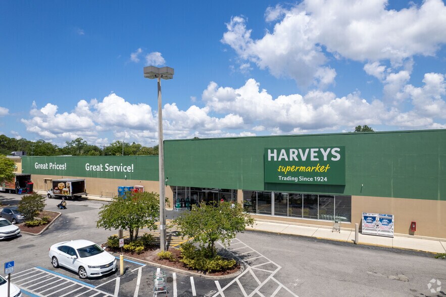 5839-5995 University Blvd W, Jacksonville, FL à louer - Photo de l’immeuble – Image 2 sur 6