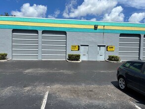 4990 SW 52nd St, Fort Lauderdale, FL à louer Photo de l’immeuble– Image 1 sur 5