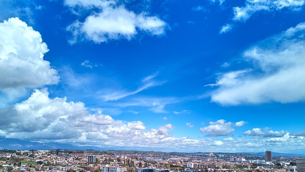 1501 Beverly Blvd, Los Angeles, CA à louer - Photo de l’immeuble – Image 3 sur 13