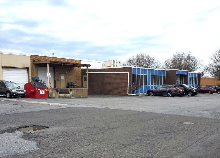 2285 Avenue A, Bethlehem, PA à louer - Photo de l’immeuble – Image 3 sur 5