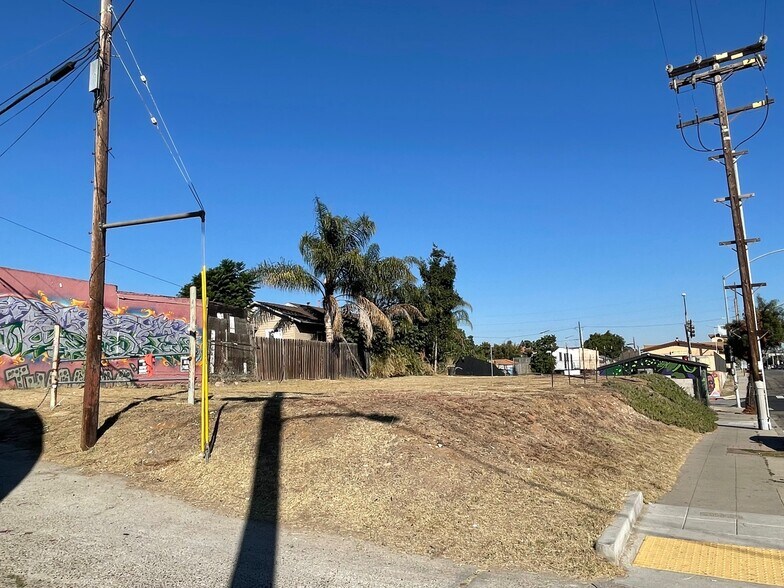 3193 Imperial Ave, San Diego, CA à louer - Photo de l’immeuble – Image 3 sur 13
