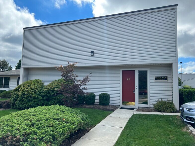 5 Cold Hill Rd S, Mendham Township, NJ à louer - Photo de l’immeuble – Image 1 sur 5