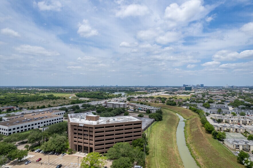 7909 Parkwood Circle Dr, Houston, TX à louer - Aérien – Image 3 sur 5