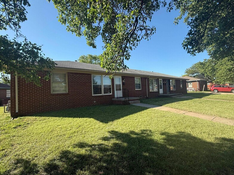 810 S San Pablo Ln, Wichita, KS à vendre - Photo de l’immeuble – Image 1 sur 5