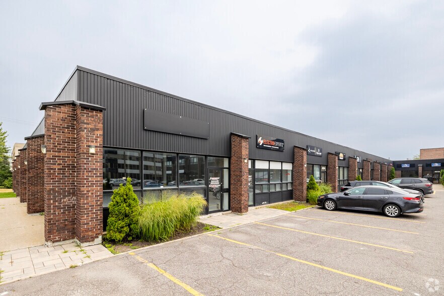4000-4036 Boul De La Côte-Vertu, Montréal, QC à louer - Photo de l’immeuble – Image 3 sur 4