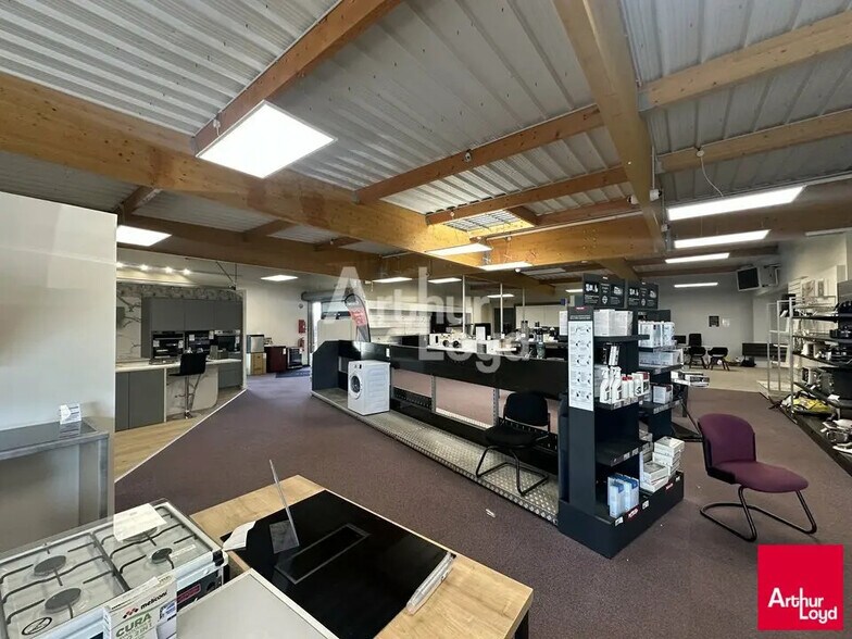 Local commercial dans Vitré à vendre - Photo de l’immeuble – Image 2 sur 5