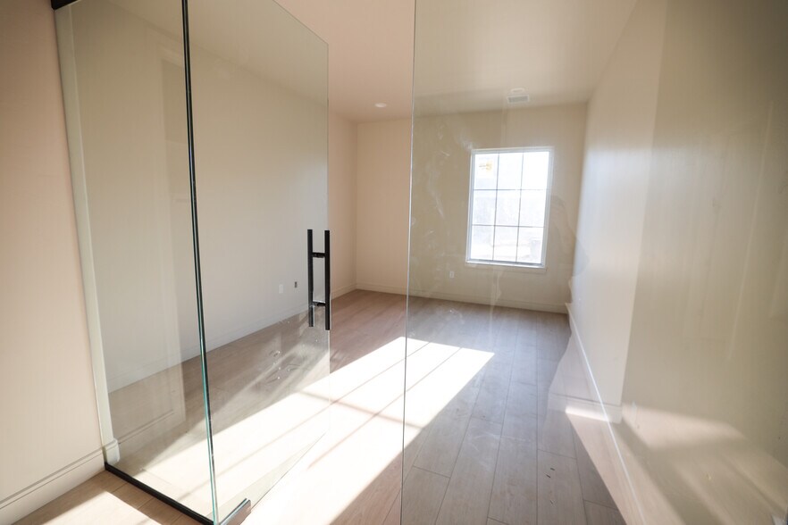 3201 N Sooner Rd, Edmond, OK à louer - Photo de l’immeuble – Image 2 sur 8