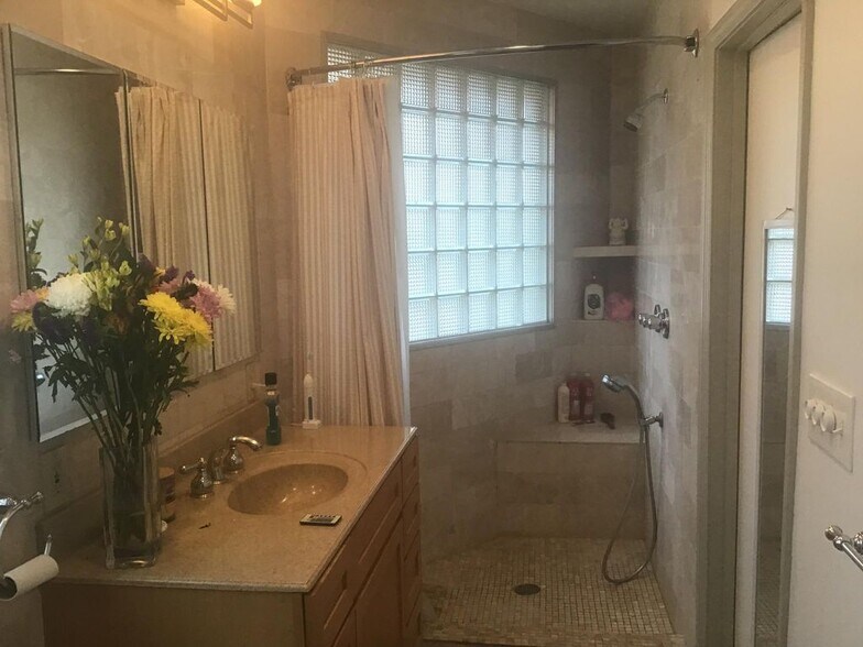 1344 Boyd Ave NW, Atlanta, GA à louer - Photo de l’immeuble – Image 2 sur 4