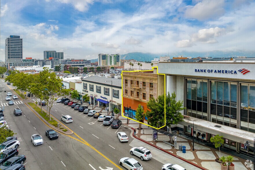 337-339 1/2 N Brand Blvd, Glendale, CA à louer - Photo de l’immeuble – Image 1 sur 11