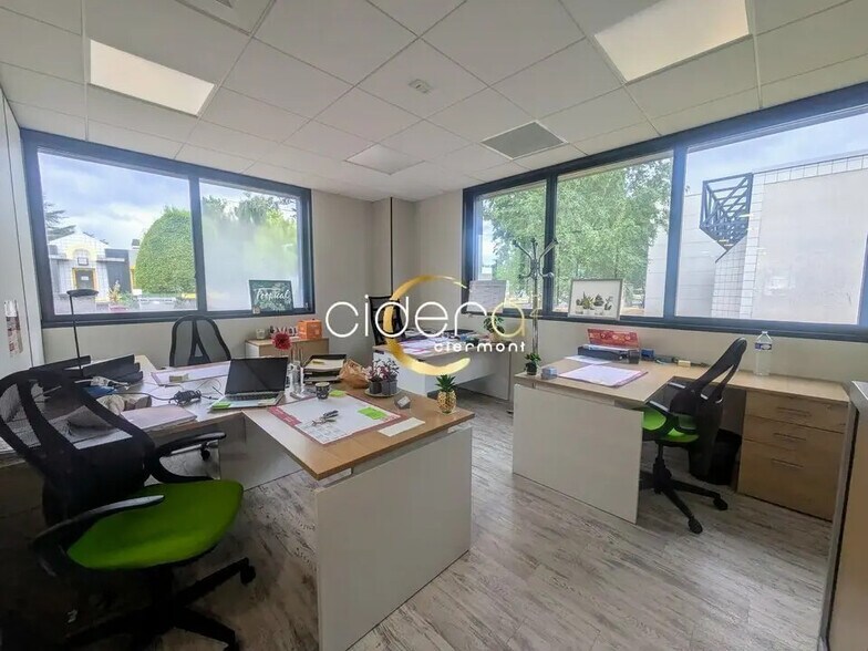 Bureau dans Clermont-Ferrand à louer - Photo de l’immeuble – Image 3 sur 8