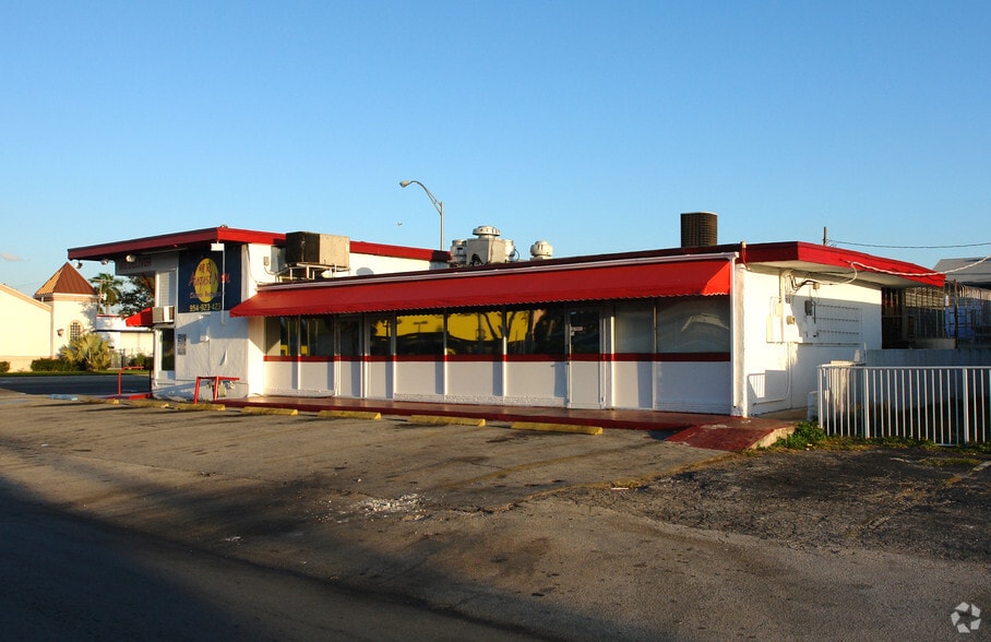 1301 N Federal Hwy, Hollywood, FL à louer - Photo principale – Image 2 sur 7
